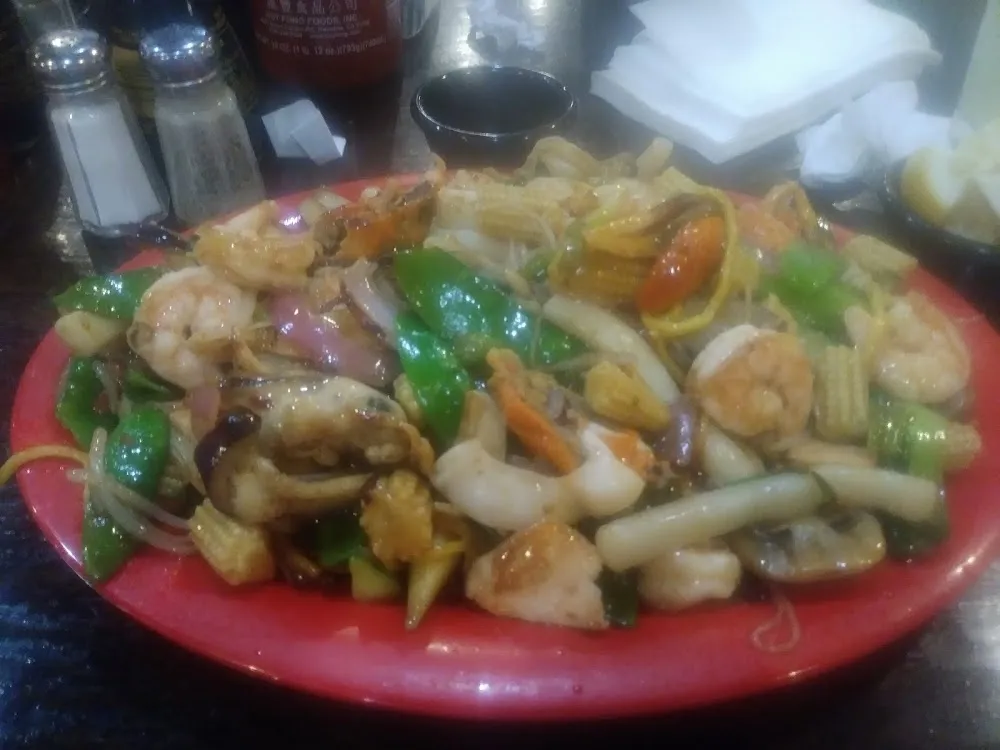 Seafood with Vegetable Medley